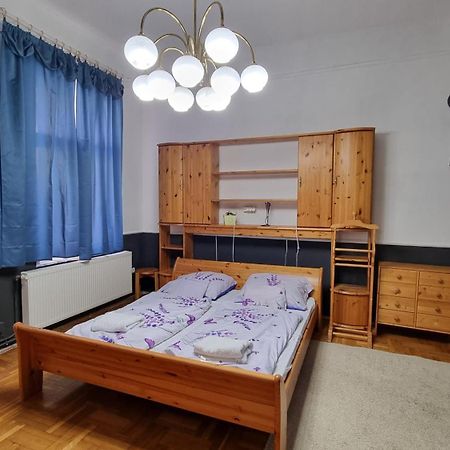 Centrum Panzio Debrecen Dış mekan fotoğraf